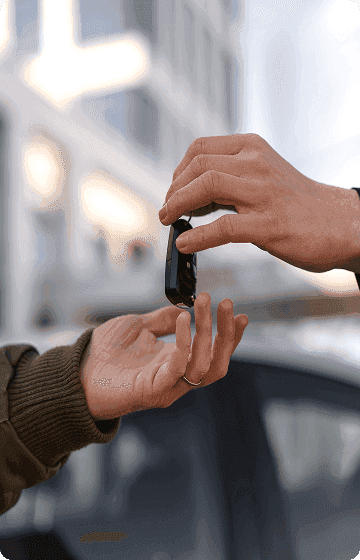 Remise des clés du véhicule réservé au conducteur