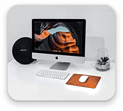 Poste de travail iMac avec accessoires